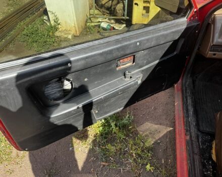 ВАЗ 2108 1988 в Кривом Роге на Automoto.ua Красный ВАЗ 2108, объемом двигателя 0 л и пробегом 222 тыс. км за 720 $, фото 5 на Automoto.ua