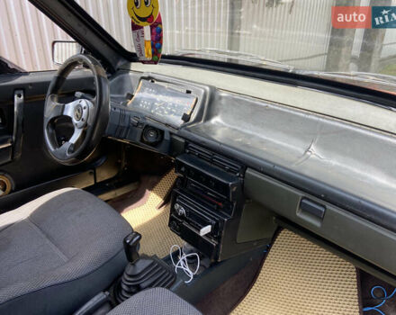 ВАЗ 2108 1988 у Чернівцях на Automoto.ua Червоний ВАЗ 2108, об'ємом двигуна 1.5 л та пробігом 150 тис. км за 750 $, фото 7 на Automoto.ua