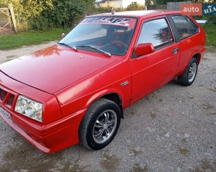 Красный ВАЗ 2108, объемом двигателя 1.5 л и пробегом 280 тыс. км за 1250 $, фото 3 на Automoto.ua