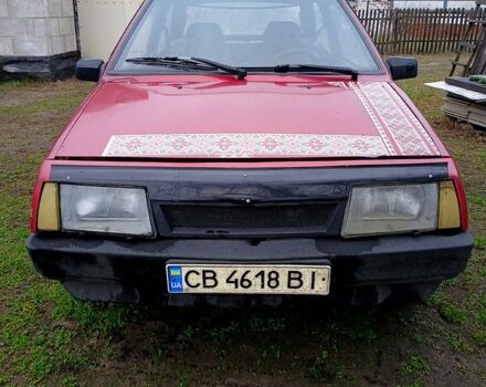 Красный ВАЗ 2108, объемом двигателя 1.3 л и пробегом 300 тыс. км за 850 $, фото 1 на Automoto.ua
