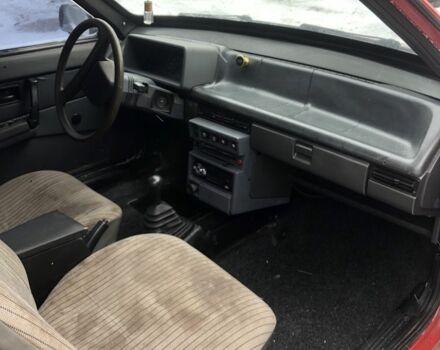 Красный ВАЗ 2108, объемом двигателя 1.5 л и пробегом 10 тыс. км за 855 $, фото 9 на Automoto.ua