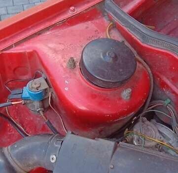 Красный ВАЗ 2108, объемом двигателя 1.3 л и пробегом 310 тыс. км за 850 $, фото 4 на Automoto.ua