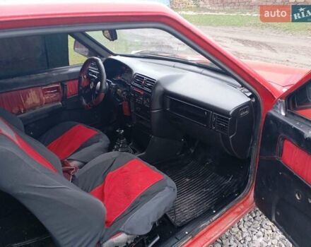 Красный ВАЗ 2108, объемом двигателя 1.5 л и пробегом 240 тыс. км за 1250 $, фото 5 на Automoto.ua