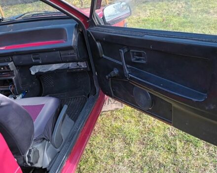 Красный ВАЗ 2108, объемом двигателя 1.3 л и пробегом 42 тыс. км за 950 $, фото 6 на Automoto.ua