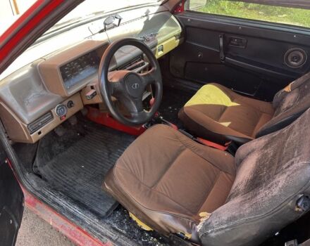 ВАЗ 2108 1988 в Кривом Роге на Automoto.ua Красный ВАЗ 2108, объемом двигателя 0 л и пробегом 222 тыс. км за 720 $, фото 4 на Automoto.ua