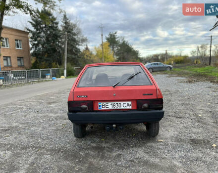 ВАЗ 2108 1989 у Новом Буге на Automoto.ua Червоний ВАЗ 2108, об'ємом двигуна 1.3 л та пробігом 150 тис. км за 1300 $, фото 3 на Automoto.ua