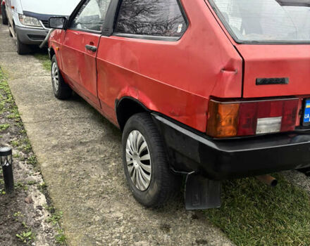 Красный ВАЗ 2108, объемом двигателя 1.29 л и пробегом 42 тыс. км за 567 $, фото 3 на Automoto.ua