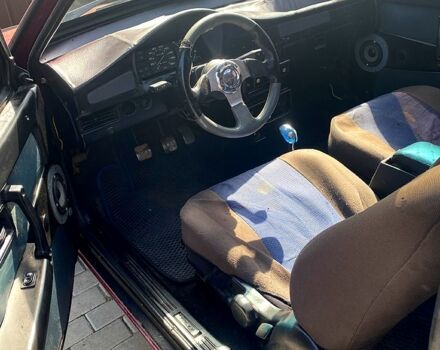 Красный ВАЗ 2108, объемом двигателя 1.1 л и пробегом 230 тыс. км за 1100 $, фото 5 на Automoto.ua