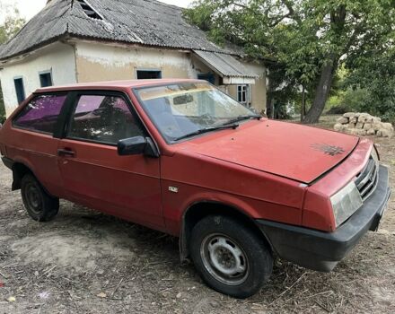Красный ВАЗ 2108, объемом двигателя 1.5 л и пробегом 100 тыс. км за 243 $, фото 1 на Automoto.ua