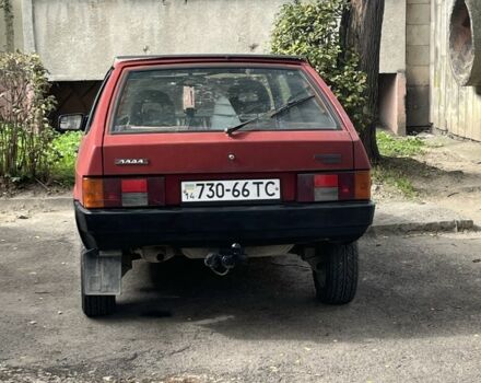 ВАЗ 2108 1989 у Львові на Automoto.ua Червоний ВАЗ 2108, об'ємом двигуна 1.3 л та пробігом 317 тис. км за 900 $, фото 1 на Automoto.ua