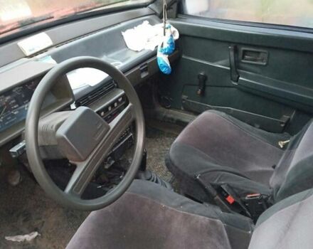 Красный ВАЗ 2108, объемом двигателя 1.3 л и пробегом 175 тыс. км за 800 $, фото 1 на Automoto.ua