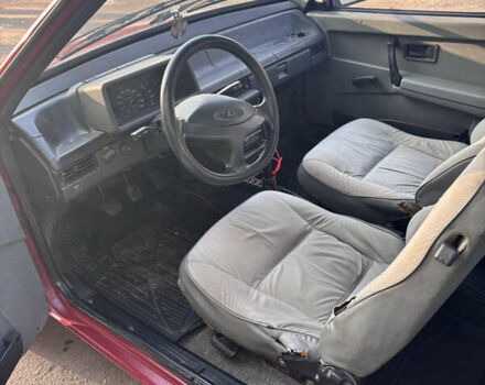 Красный ВАЗ 2108, объемом двигателя 1.1 л и пробегом 780 тыс. км за 1050 $, фото 4 на Automoto.ua