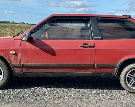 Красный ВАЗ 2108, объемом двигателя 1.3 л и пробегом 300 тыс. км за 1000 $, фото 3 на Automoto.ua