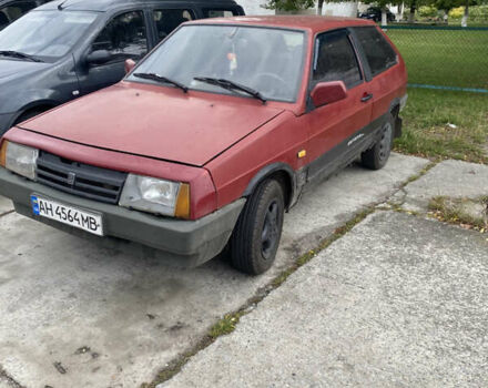 Красный ВАЗ 2108, объемом двигателя 1.29 л и пробегом 120 тыс. км за 750 $, фото 1 на Automoto.ua