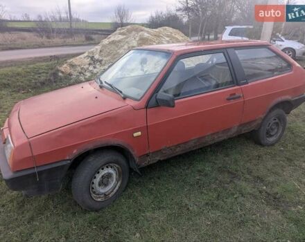 Красный ВАЗ 2108, объемом двигателя 1.3 л и пробегом 400 тыс. км за 708 $, фото 2 на Automoto.ua