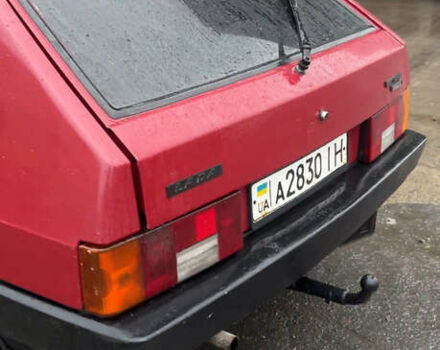 ВАЗ 2108 1990 в Жовкве на Automoto.ua Красный ВАЗ 2108, объемом двигателя 1.5 л и пробегом 300 тыс. км за 750 $, фото 1 на Automoto.ua