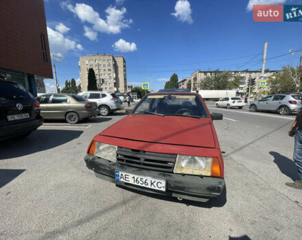 Красный ВАЗ 2108, объемом двигателя 1.3 л и пробегом 300 тыс. км за 500 $, фото 1 на Automoto.ua