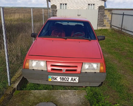 Красный ВАЗ 2108, объемом двигателя 1.3 л и пробегом 176 тыс. км за 1000 $, фото 2 на Automoto.ua