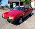 Красный ВАЗ 2108, объемом двигателя 1.5 л и пробегом 222 тыс. км за 900 $, фото 1 на Automoto.ua