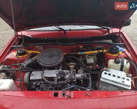 Красный ВАЗ 2108, объемом двигателя 1.3 л и пробегом 94 тыс. км за 599 $, фото 2 на Automoto.ua