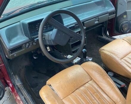ВАЗ 2108 1991 в Луцке на Automoto.ua Красный ВАЗ 2108, объемом двигателя 1.3 л и пробегом 150 тыс. км за 650 $, фото 5 на Automoto.ua