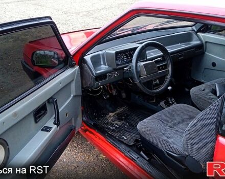 Червоний ВАЗ 2108, об'ємом двигуна 1.5 л та пробігом 160 тис. км за 950 $, фото 4 на Automoto.ua