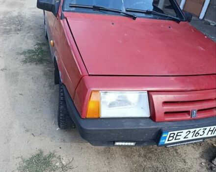 Красный ВАЗ 2108, объемом двигателя 1.5 л и пробегом 177 тыс. км за 1650 $, фото 1 на Automoto.ua