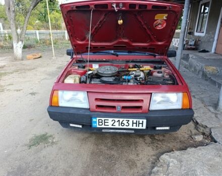 Красный ВАЗ 2108, объемом двигателя 1.5 л и пробегом 177 тыс. км за 1400 $, фото 2 на Automoto.ua