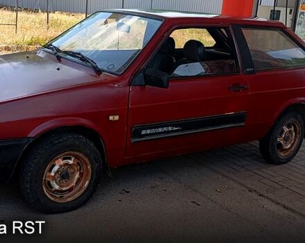 ВАЗ 2108 1992 в Херсоне на Automoto.ua Красный ВАЗ 2108, объемом двигателя 1.5 л и пробегом 0 тыс. км за 910 $, фото 2 на Automoto.ua