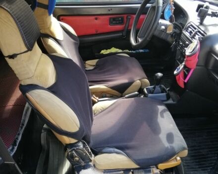 Красный ВАЗ 2108, объемом двигателя 1.5 л и пробегом 400 тыс. км за 1450 $, фото 4 на Automoto.ua