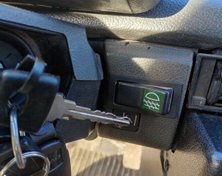 Красный ВАЗ 2108, объемом двигателя 1.5 л и пробегом 150 тыс. км за 1499 $, фото 4 на Automoto.ua