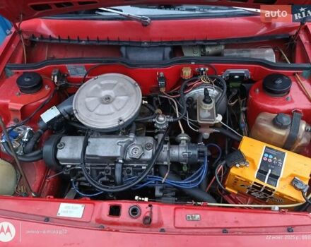 Красный ВАЗ 2108, объемом двигателя 1.3 л и пробегом 333 тыс. км за 1004 $, фото 2 на Automoto.ua