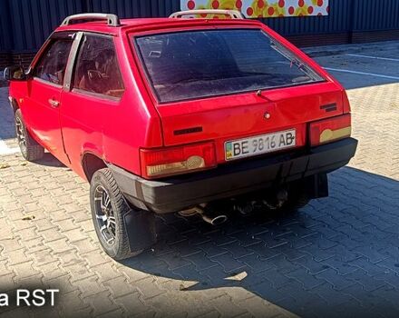 Красный ВАЗ 2108, объемом двигателя 1.3 л и пробегом 290 тыс. км за 600 $, фото 2 на Automoto.ua