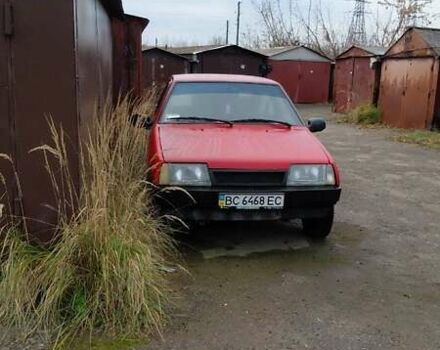 Красный ВАЗ 2108, объемом двигателя 1.5 л и пробегом 500 тыс. км за 750 $, фото 1 на Automoto.ua