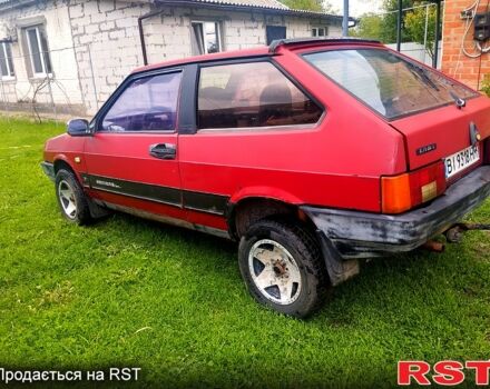 Красный ВАЗ 2108, объемом двигателя 1.1 л и пробегом 250 тыс. км за 1000 $, фото 3 на Automoto.ua