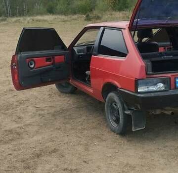 Красный ВАЗ 2108, объемом двигателя 1.5 л и пробегом 120 тыс. км за 650 $, фото 15 на Automoto.ua