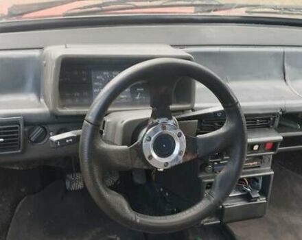 Красный ВАЗ 2108, объемом двигателя 1.5 л и пробегом 120 тыс. км за 650 $, фото 2 на Automoto.ua