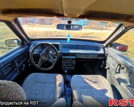 Красный ВАЗ 2108, объемом двигателя 1.1 л и пробегом 0 тыс. км за 960 $, фото 9 на Automoto.ua