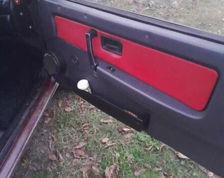 Красный ВАЗ 2108, объемом двигателя 1.1 л и пробегом 285 тыс. км за 1100 $, фото 6 на Automoto.ua