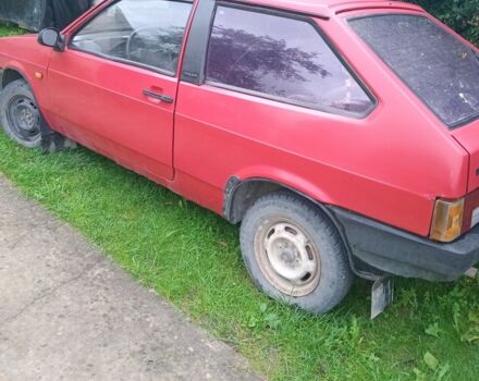 Красный ВАЗ 2108, объемом двигателя 1.5 л и пробегом 102 тыс. км за 591 $, фото 4 на Automoto.ua