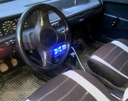 Красный ВАЗ 2108, объемом двигателя 1.5 л и пробегом 240 тыс. км за 870 $, фото 1 на Automoto.ua