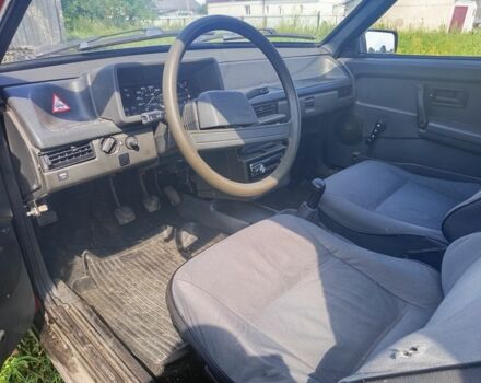 Красный ВАЗ 2108, объемом двигателя 1.1 л и пробегом 50 тыс. км за 350 $, фото 5 на Automoto.ua