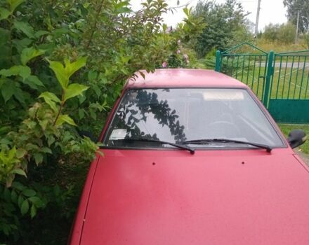 Красный ВАЗ 2108, объемом двигателя 1.5 л и пробегом 102 тыс. км за 591 $, фото 3 на Automoto.ua