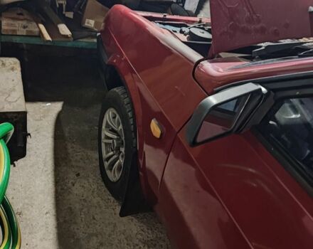 Красный ВАЗ 2108, объемом двигателя 1.5 л и пробегом 240 тыс. км за 1350 $, фото 2 на Automoto.ua