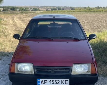 Красный ВАЗ 2108, объемом двигателя 1.5 л и пробегом 250 тыс. км за 850 $, фото 2 на Automoto.ua