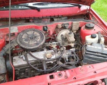 Красный ВАЗ 2108, объемом двигателя 1.5 л и пробегом 102 тыс. км за 591 $, фото 6 на Automoto.ua