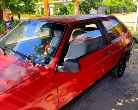 Красный ВАЗ 2108, объемом двигателя 1.5 л и пробегом 78 тыс. км за 450 $, фото 4 на Automoto.ua