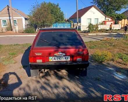 Красный ВАЗ 2108, объемом двигателя 1.5 л и пробегом 150 тыс. км за 650 $, фото 4 на Automoto.ua