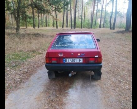 Красный ВАЗ 2108, объемом двигателя 1.5 л и пробегом 280 тыс. км за 900 $, фото 3 на Automoto.ua