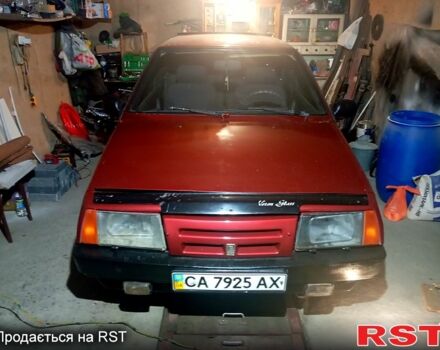 Красный ВАЗ 2108, объемом двигателя 1.5 л и пробегом 150 тыс. км за 650 $, фото 1 на Automoto.ua